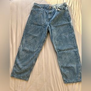 BDG Bow Wavy Jeans - 36x32